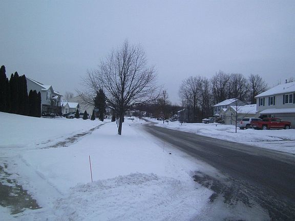 4th image of 5771 Lockwood Dr