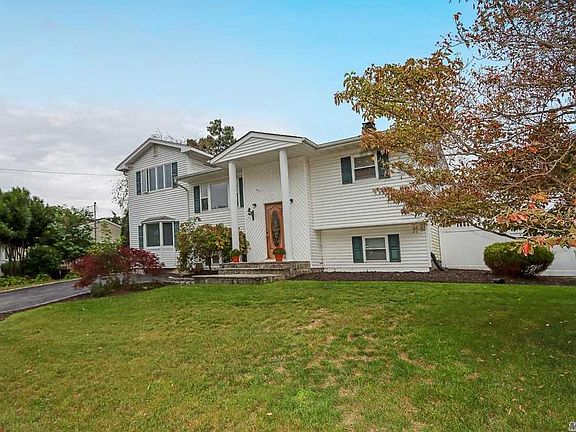 2nd image of 147 Stuyvesant Dr