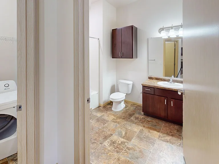 Cascades Apartments — Photo 56
