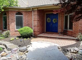 1645 Deer Creek Dr, Findlay, OH 45840