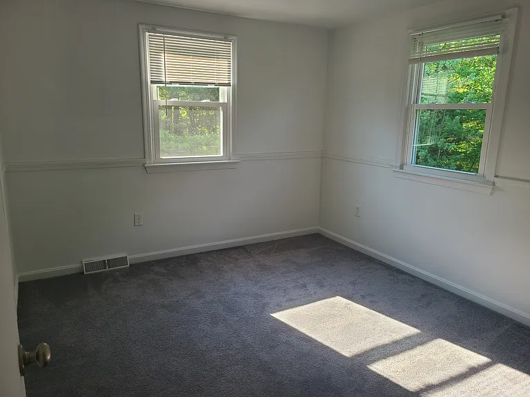 12 Eden St #12 — Photo 10