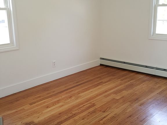 3rd image of 11411 144th St