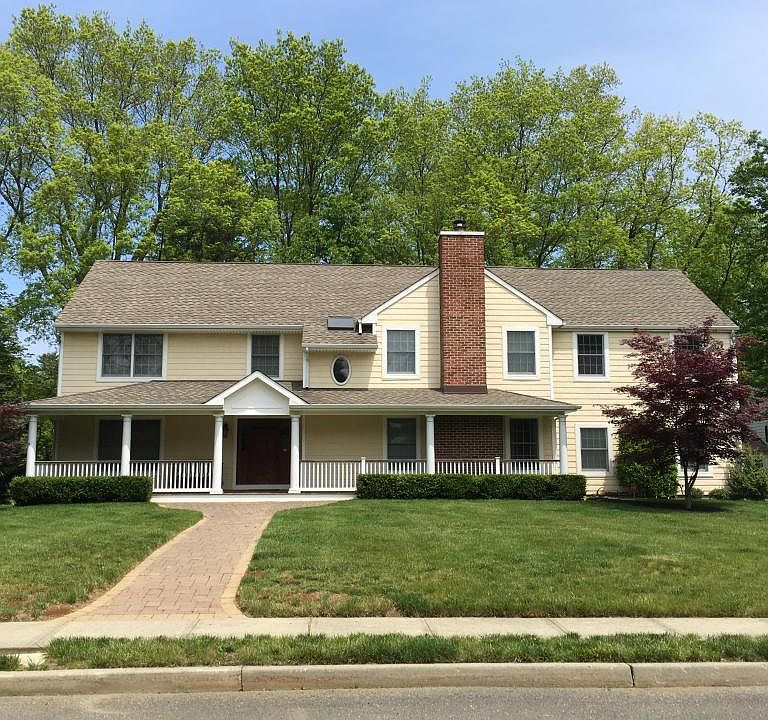 1st image of 63 Trafalgar Pl