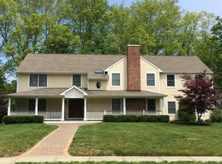 63 Trafalgar Pl, Shrewsbury, NJ 07702