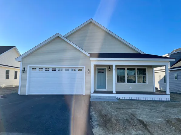 17 Huckleberry Avenue #73, Epping, NH 03042
