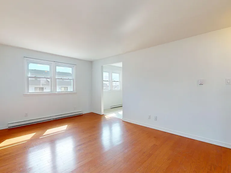 311 38th St S #B — Photo 12