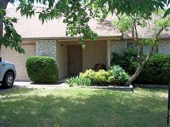 1st image of 415 Greenway Dr