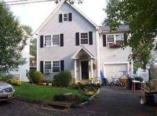 6 Carle Rd, Branford, CT 06405