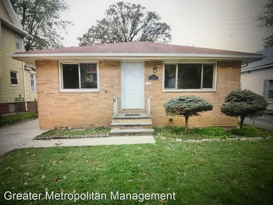 1st image of 1298 W 91st St