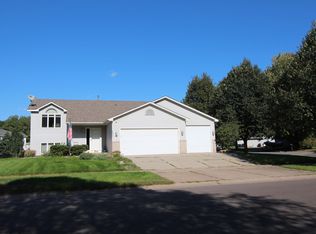 18896 Embers Ave, Farmington, MN 55024