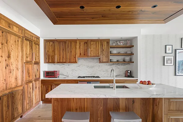 Rented by Compass | media 30