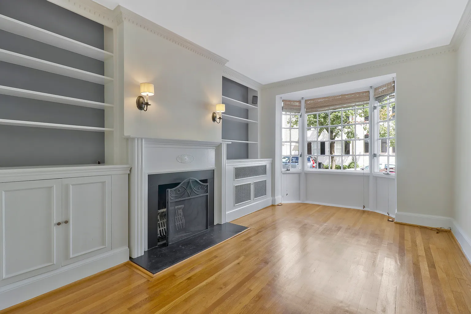 1338 29th St NW photo 1