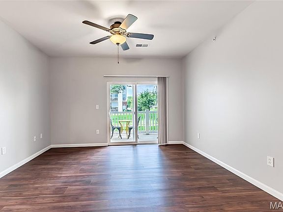 4th image of 25 Kassebaum Ln APT 103