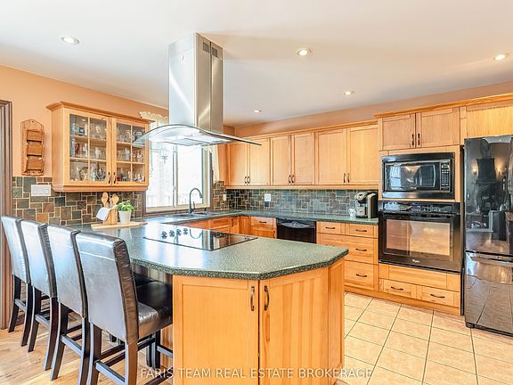 5th image of 153 Stanley Rd