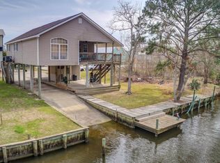 857 Deer Dr, Bay Saint Louis, MS 39520
