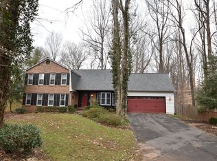 11330 Edenderry Dr, Fairfax, VA 22030