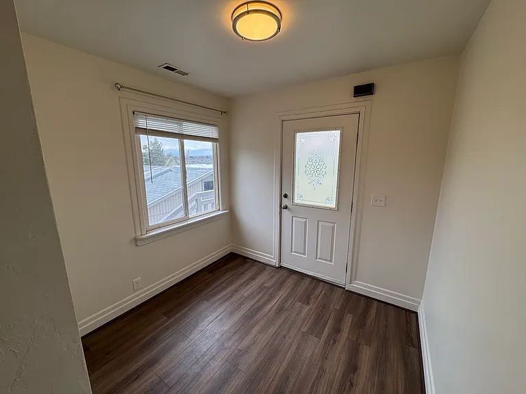 1260 E Emerson Ave #1 — Photo 16