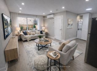 31 Huron Heights Dr #3, Newmarket, ON