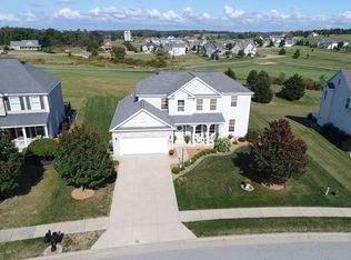 202 Canterbury Ct, Columbiana, OH 44408