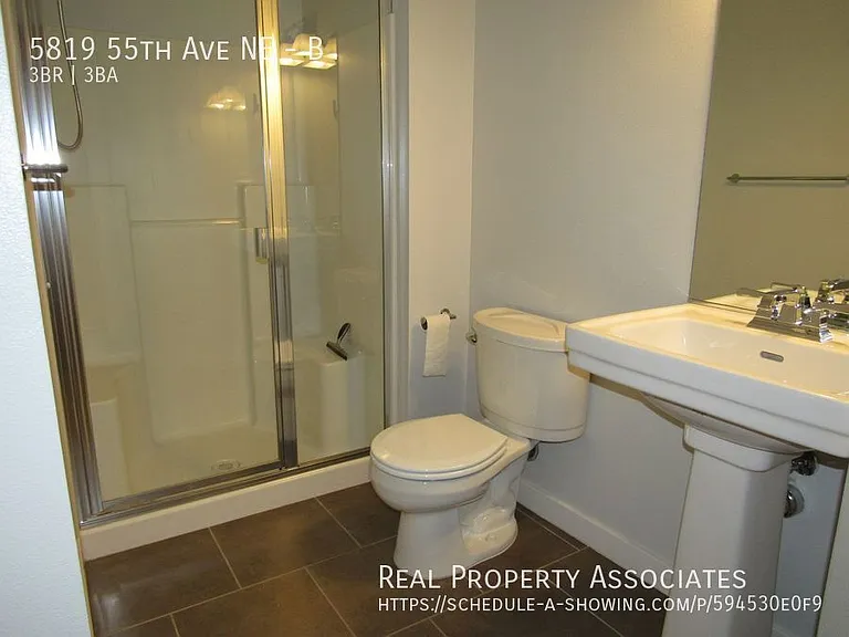 5819 55th Ave NE #B — Photo 11