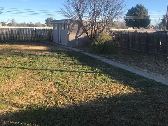 2nd image of 1809 Avenue I Pl