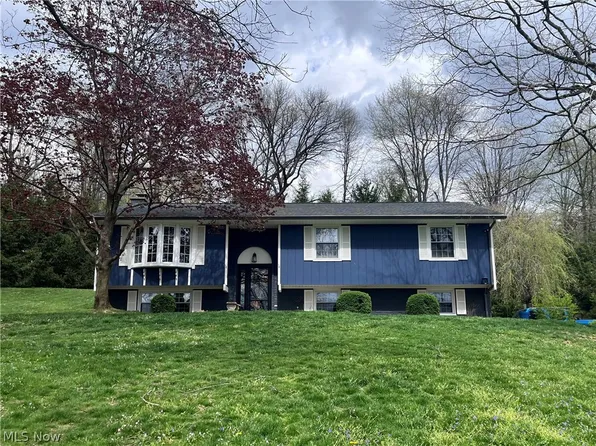 3359 Schneiders Crossing Rd NW, Dover, OH 44622