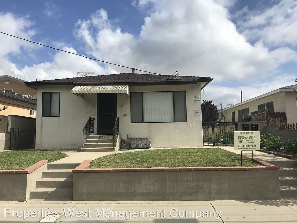 1st image of 880 W 25th St