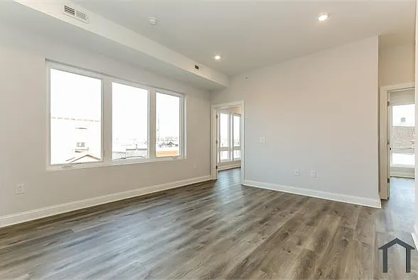 953 Belmont Ave — Photo 7
