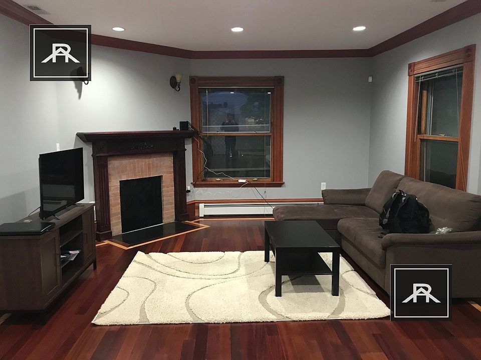 2nd image of 11 Francis St #3