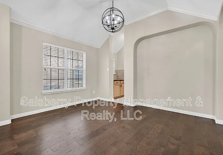 4353 Mountain Crest Dr — Photo 7