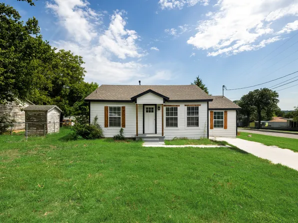 321 W 7th St, Weatherford, TX 76086