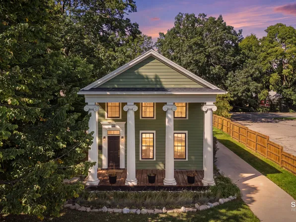 439 Lyon St NE, Grand Rapids, MI 49503