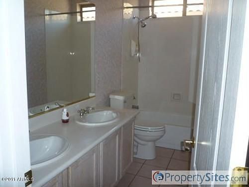 4th image of 9031 E Paraiso Dr