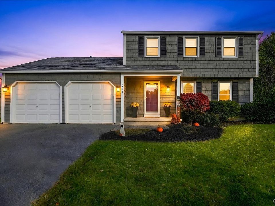 1st image of 7743 Bainbridge Dr