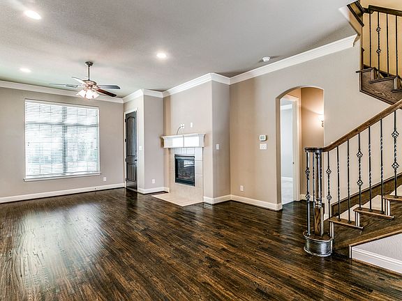 2nd image of 809 Milton Way