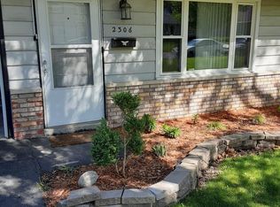 2308 N Flora Ave, Peoria, IL 61604