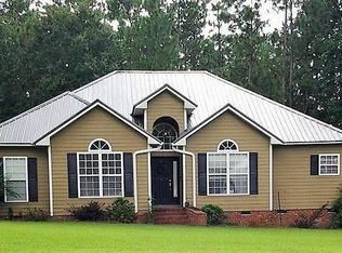 33 Pine Cone Rd, Moultrie, GA 31768