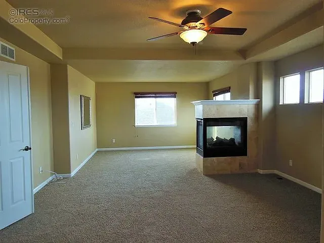 2427 Vale Way — Photo 3