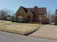 1st image of 310 Avenue G SE