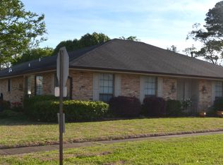 201 Chantilly Dr, Houma, LA 70360
