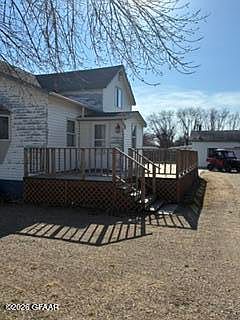 4th image of 741 E 5th St