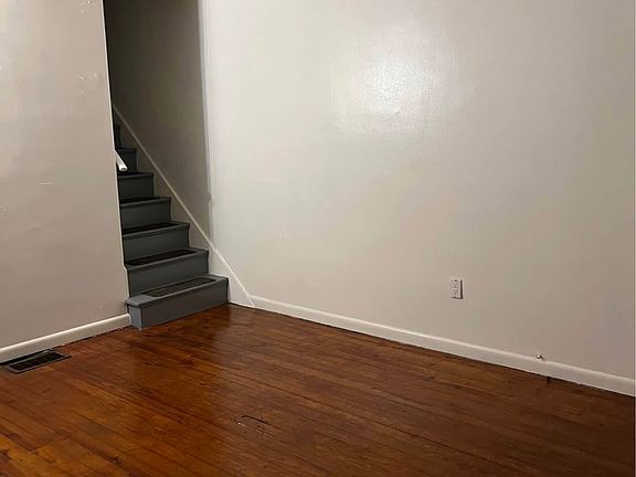 5th image of 526 S 7th St #1