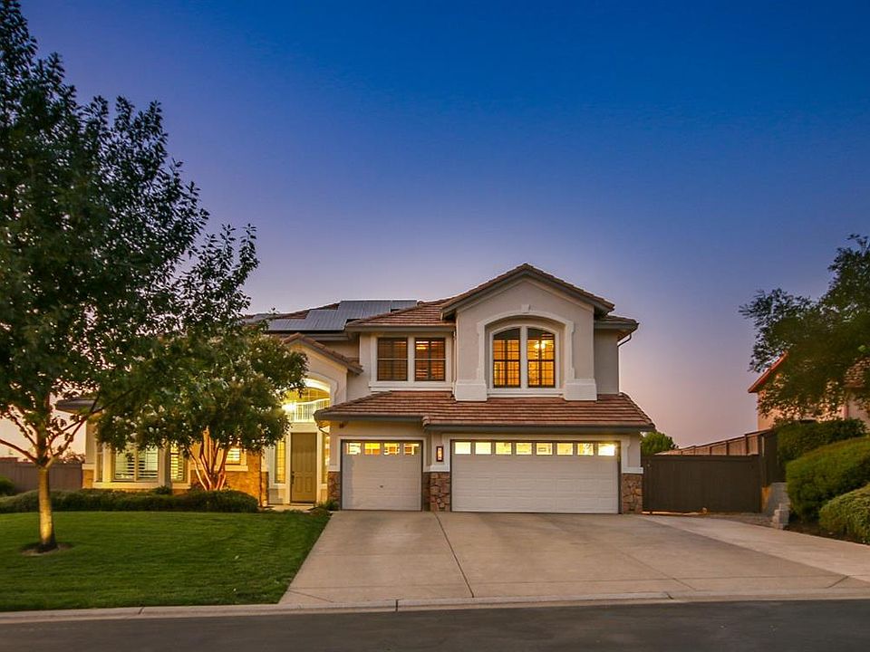 1st image of 108 Cresta Ct