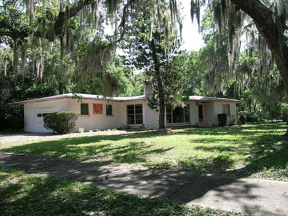 2nd image of 1105 Sylvan Dr