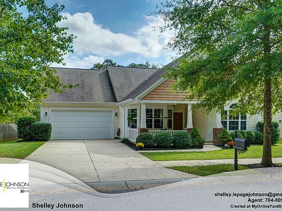 3rd image of 5410 Colonial Garden Dr