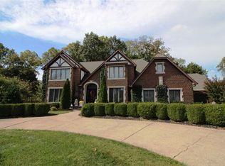 18 Sherwood Cir, Hurricane, WV 25526