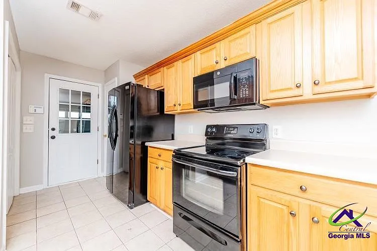 115 Gailey Ct — Photo 5