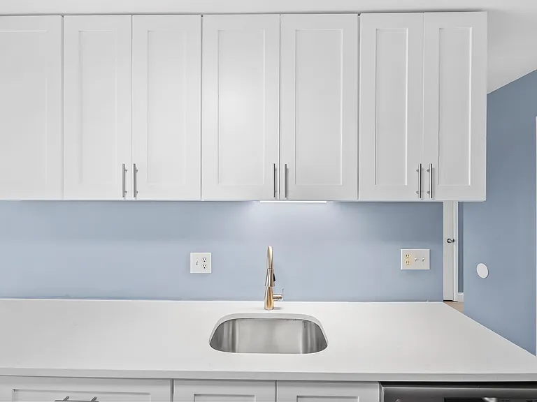 22 Lexington Dr — Photo 9