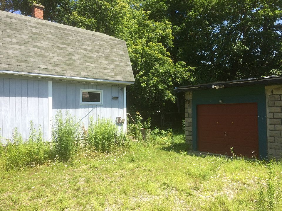2nd image of 50 Harmon Rd
