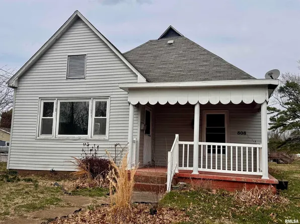 808 W White St, Marion, IL 62959
